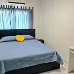 Molos Centre Living 아파트 *