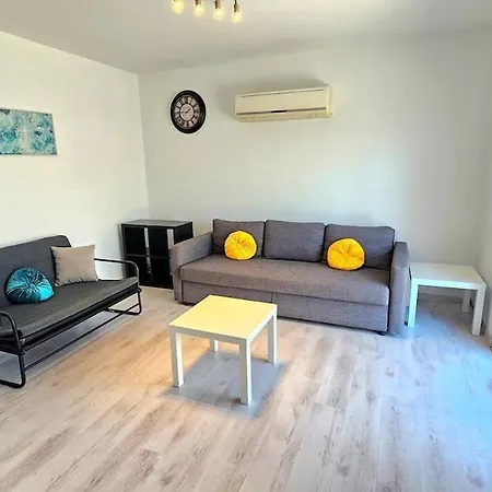 Molos Centre Living * Limassol