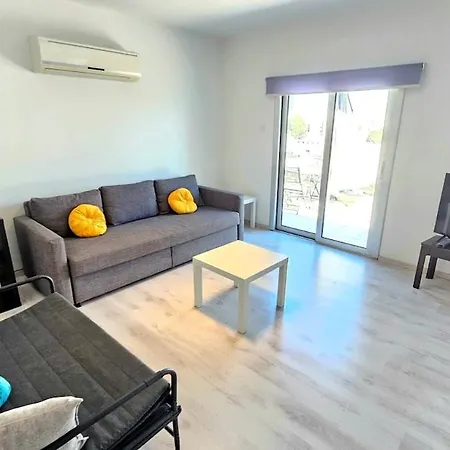 Molos Centre Living Apartment